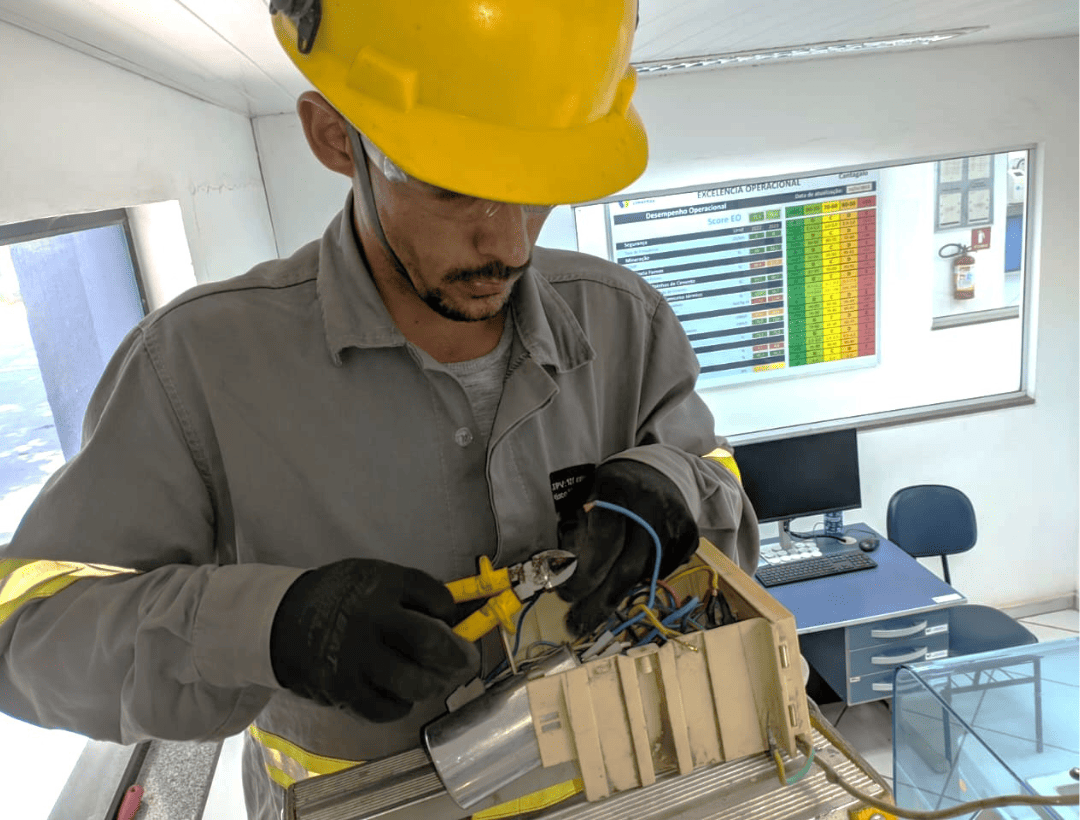 Reparos de componentes elétricos